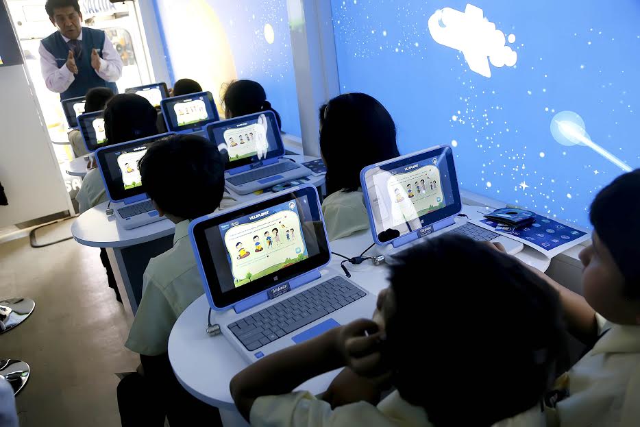  Bus “Educación con tecnología” beneficiará a más de 19 mil escolares de Lambayeque