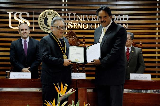 Distinguen a embajador de Costa Rica como visitante ilustre en la USS