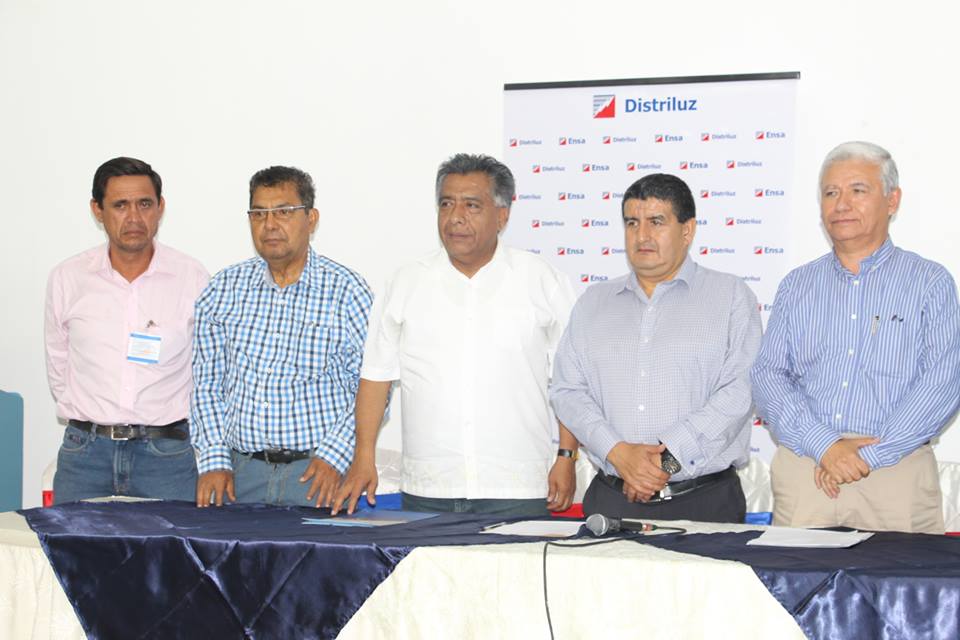 Firman convenio para alumbrado público con iluminación LED de parques