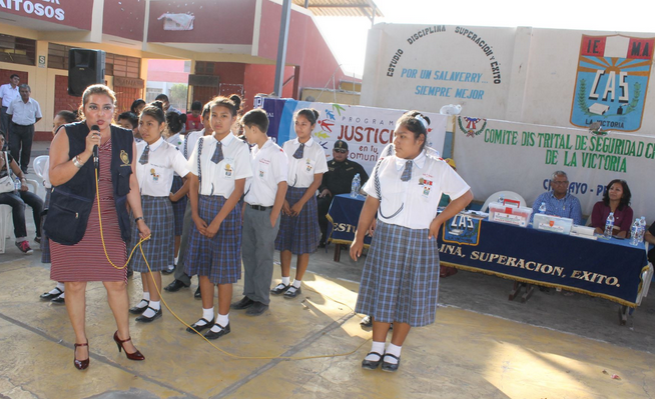 Realizan campaña de sensibilización contra pandillaje y consumo de drogas en colegios