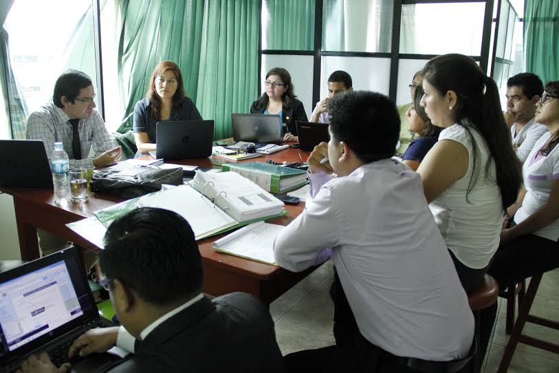 Escuela de psicología de la USS recibe certificado de acreditación