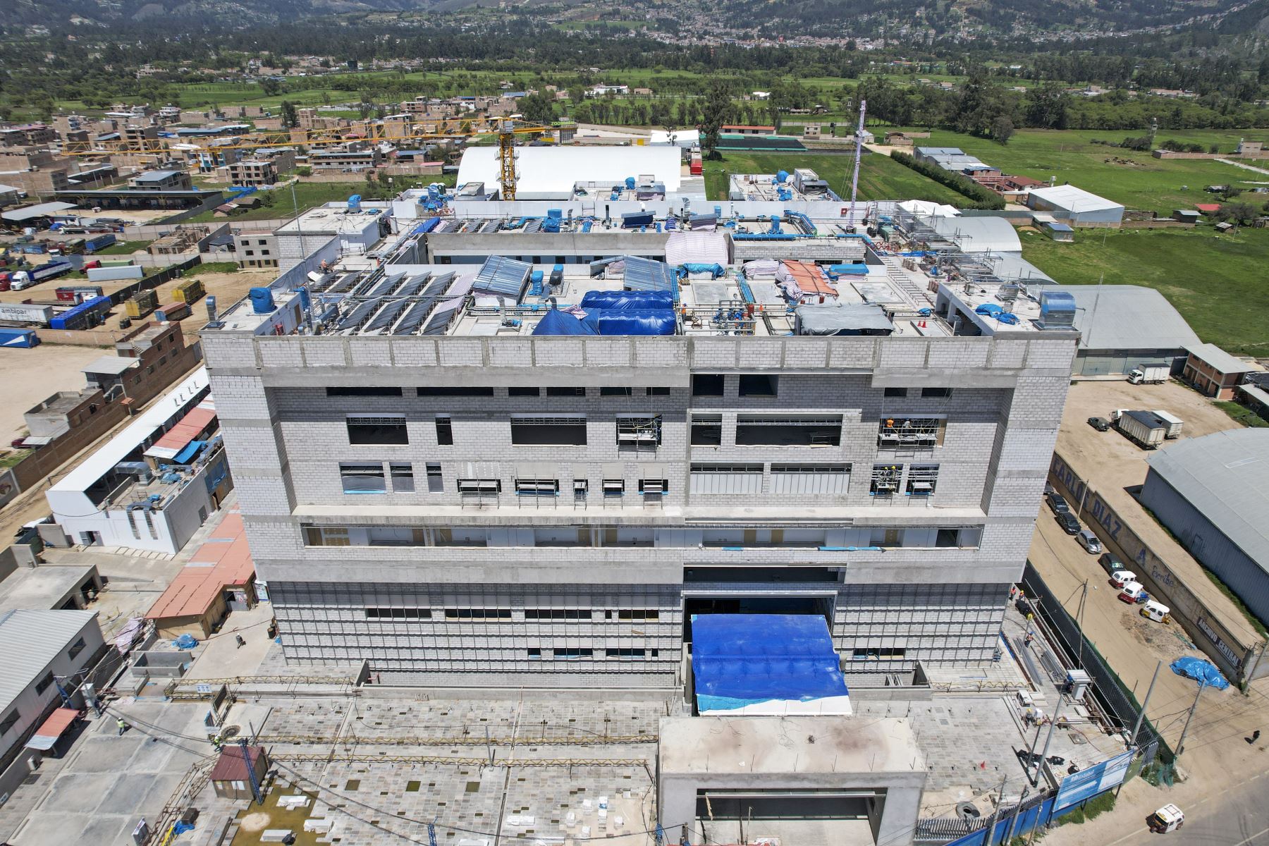 Proponen que asegurados de EsSalud elijan libremente establecimiento de atención