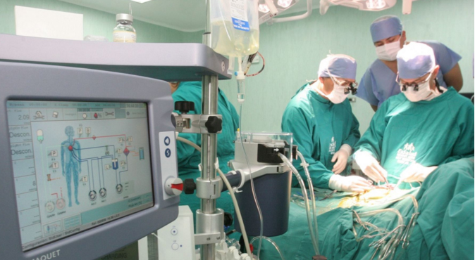 Hospital de EsSalud de Lambayeque  realiza más de 100 cirugías a corazón abierto al año