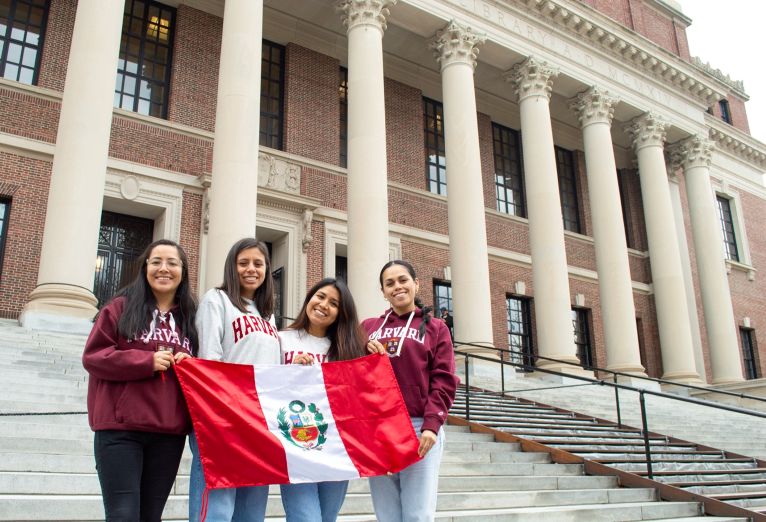Peruanas organizan en la Universidad de Harvard la conferencia sobre desafíos claves del Perú