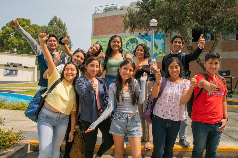 Publican la lista de los primeros seleccionados de Beca Perú 2025