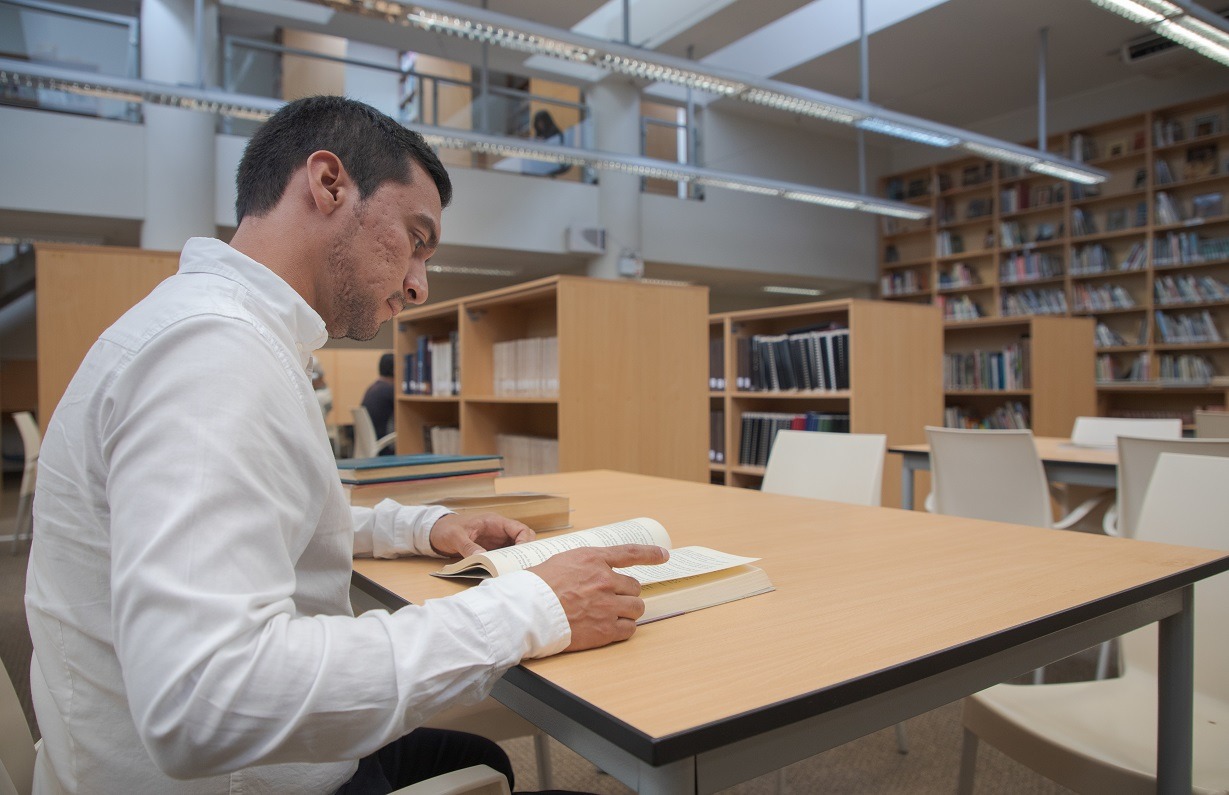 Gana una beca para estudiar en la Escuela de Negocios de Harvard, aquí datos claves para postular