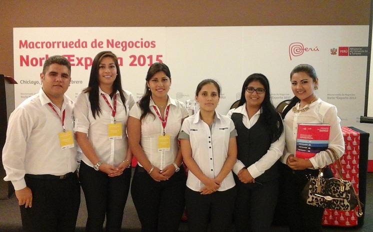 Universitarios asesoraron a empresarios en la “Norte Exporta 2015”  