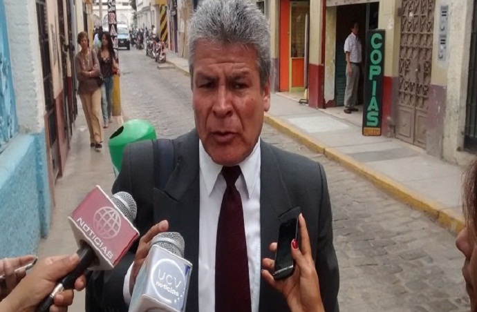 Destituyen al jefe de Gestión Tributaria de Chiclayo por presentar título falso 