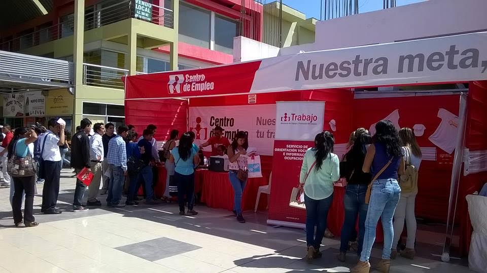 Más de 4 000 vacantes de trabajo se ofertan en Feria del Empleo en Chiclayo