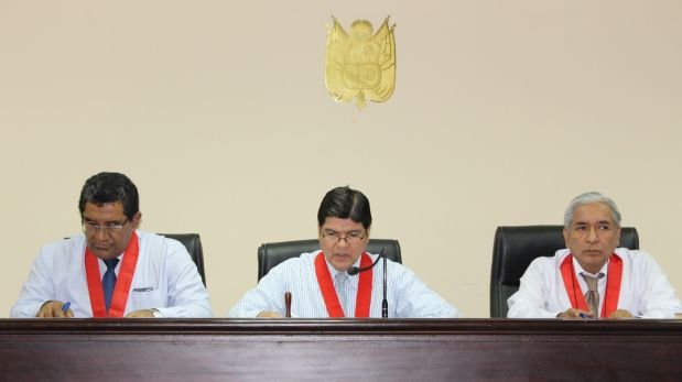 Ex fiscal que pidió coima de S/.20 mil purgará  nueveaños de cárcel