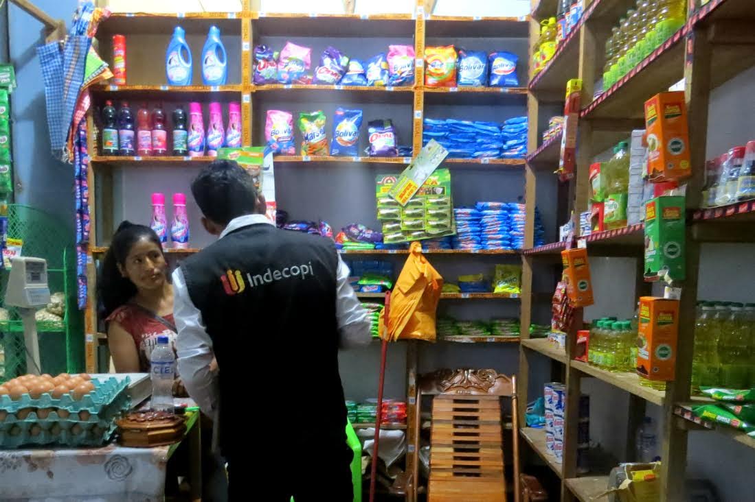  Indecopi sigue fiscalizando a proveedores para que respeten derecho a la información de consumidores