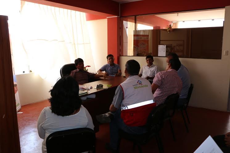 Alcalde de Ciudad Eten sostuvo mesa de trabajo con representantes de Fondo Mi Vivienda