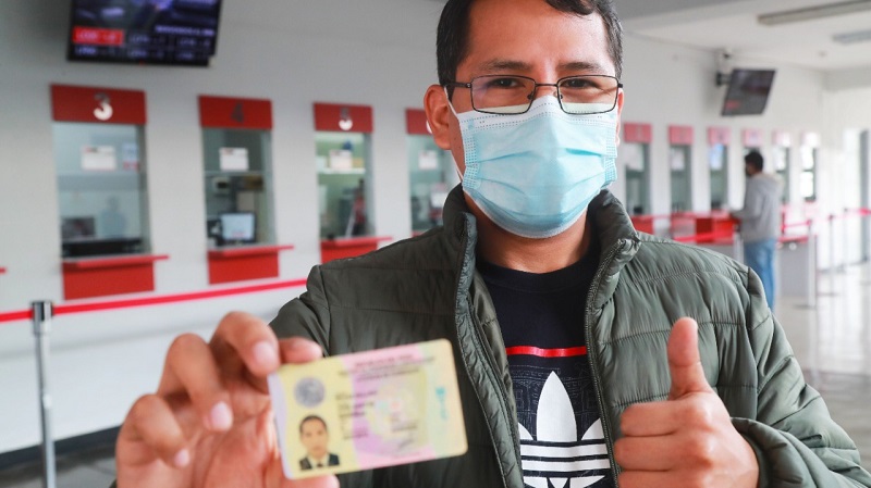 Amplían vigencia de licencias de conducir vencidas