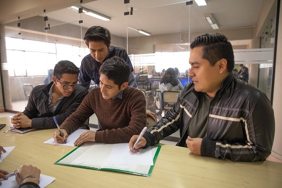 El 15 de febrero cierra plazo para que personas con discapacidad postulen a becas 