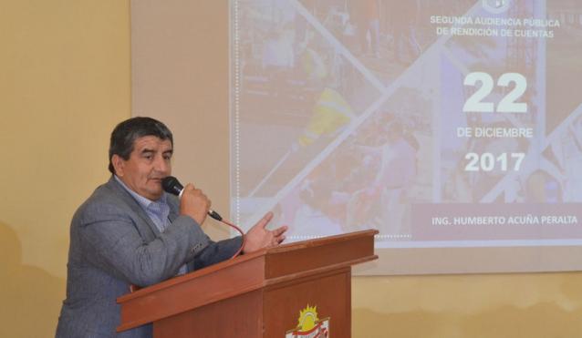 Gobernador Acuña rindió cuentas de su gestión en Mórrope