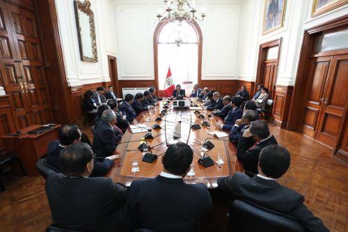 Gobiernos regionales saludan compromiso del Ejecutivo de mejorar articulación con regiones