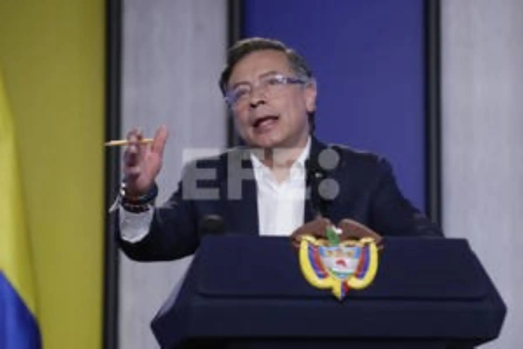 EE. UU. impone sanciones financieras a Petro tras acusarlo de ser "líder del narcotráfico"