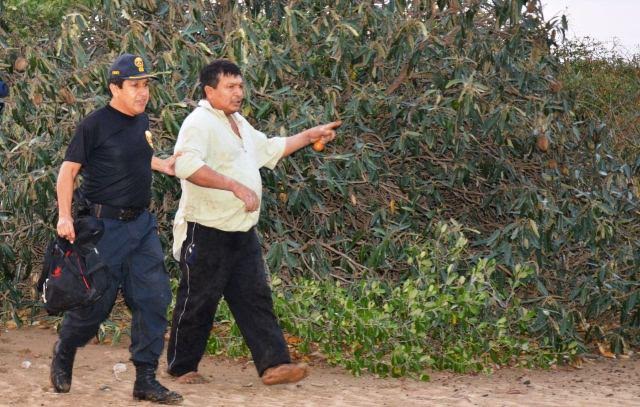 Detienen a presuntos huaqueros en monumento arqueológico de Cayaltí