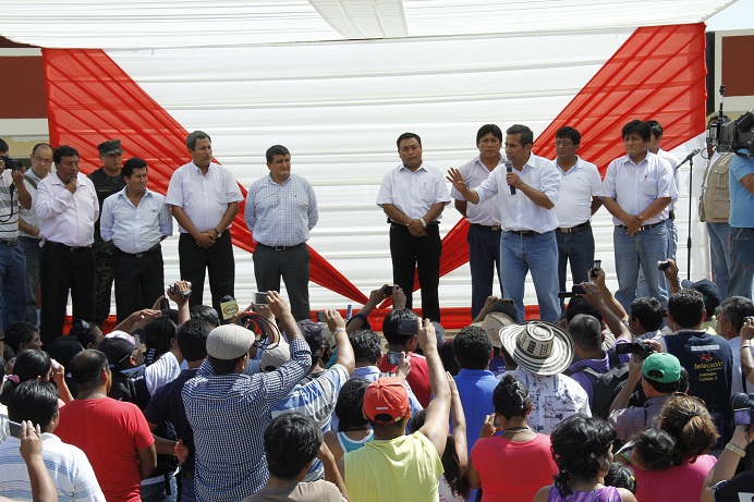 Presidente Humala inauguró colegio en zona rural de Íllimo valorizado en S/. 4 millones