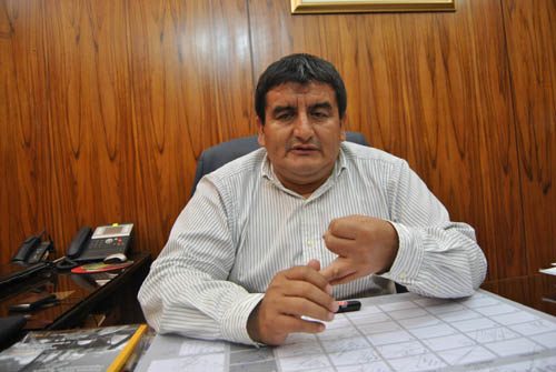 Humberto Acuña es citado por la Fiscalía por supuesta colusión en obras de Hospital Belén