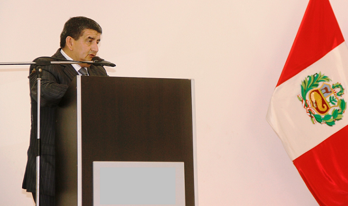 Acuña rechaza posible reducción del prepuesto para el 2016