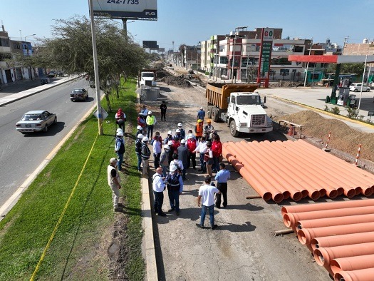 Lambayeque: ministro de Vivienda inspeccionó obras de agua y alcantarillado en Chiclayo  