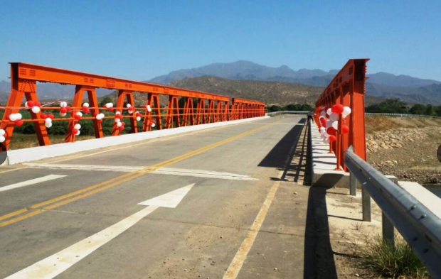 Se inauguró puente que une carretera Oyotún en Chiclayo–Lambayeque