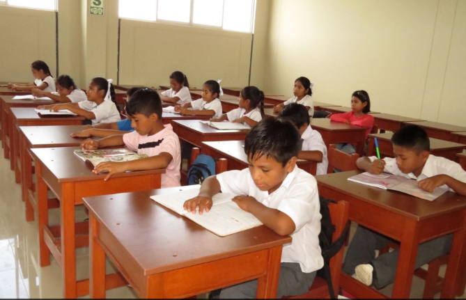 Lambayeque: solo 20 % de colegios iniciaron clases 