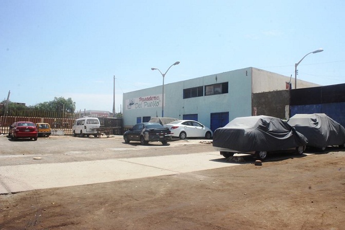 Más de dos mil informales serán reubicados en el ex Mercado del Pueblo