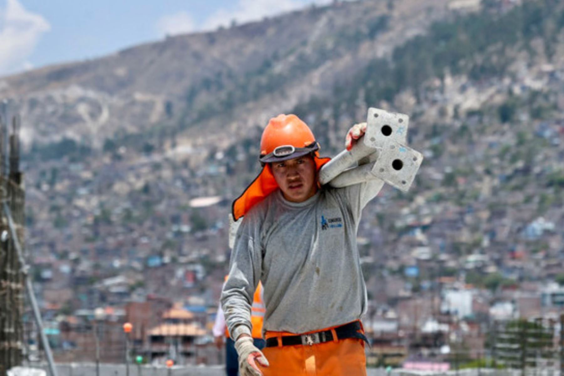  Presidente del Consejo destaca que inversión pública asciende a S/ 42 mil millones