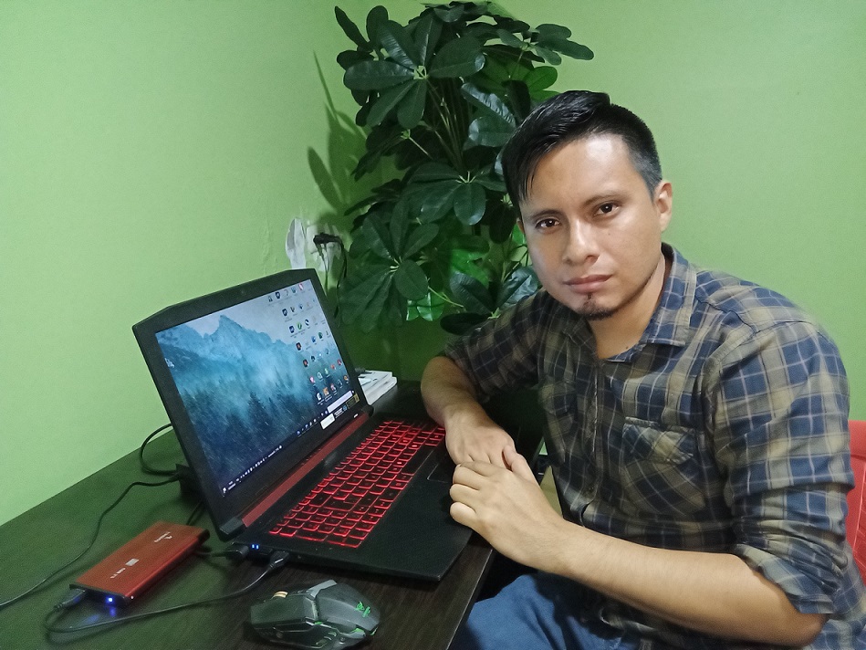 Talento awajún investiga plantas de la Amazonía para tratar enfermedades  