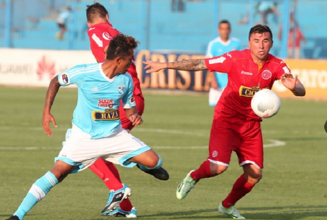 Juan Aurich  avanza en la Copa del Inca, venciendo 2-0 a Cristal