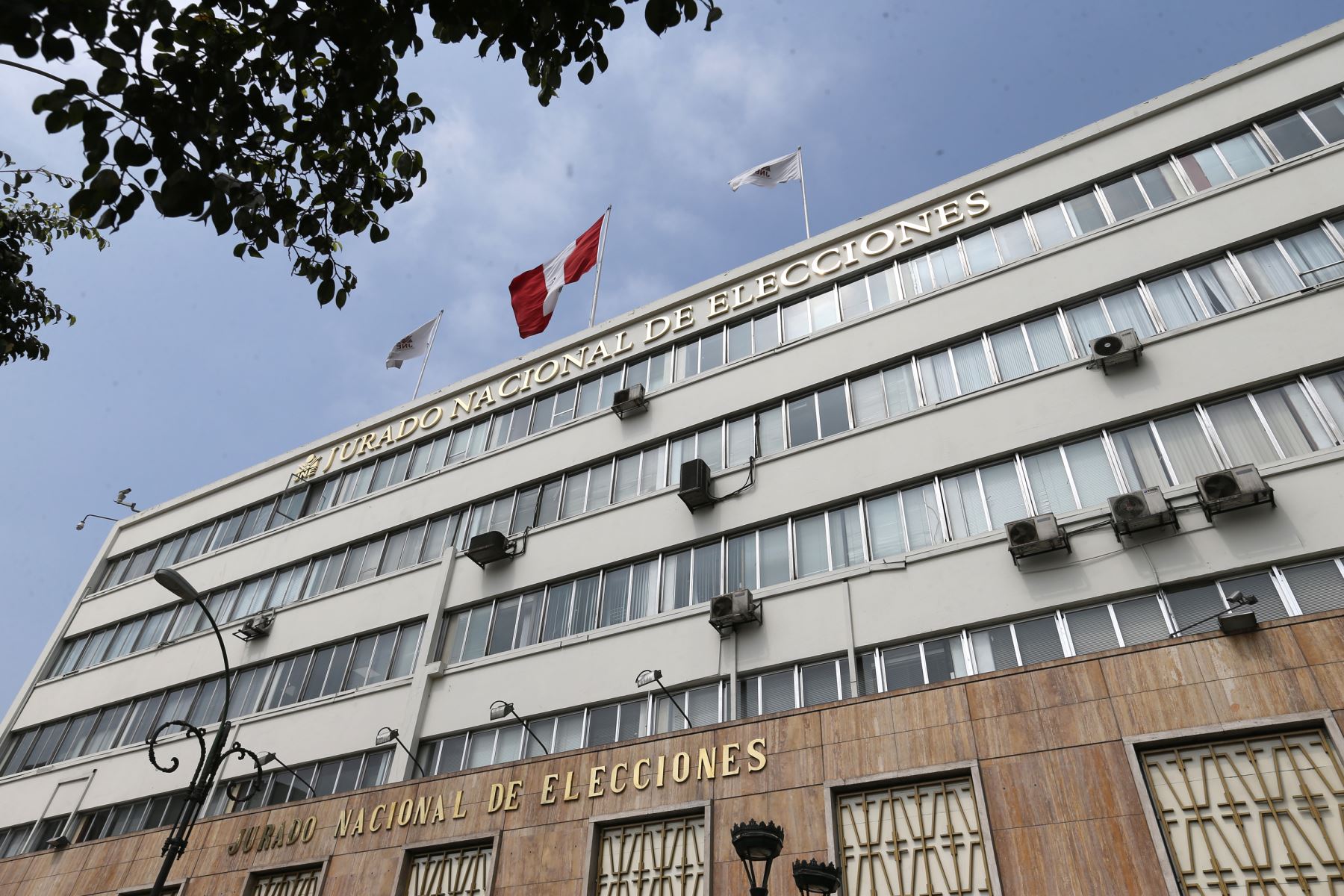 JNE aplicará nuevo formato de hoja de vida para comicios de octubre