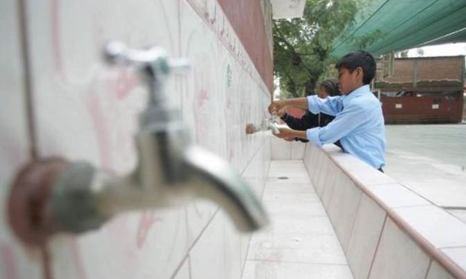 Servicio de agua en Chiclayo quedó suspendido por limpieza de reservorios