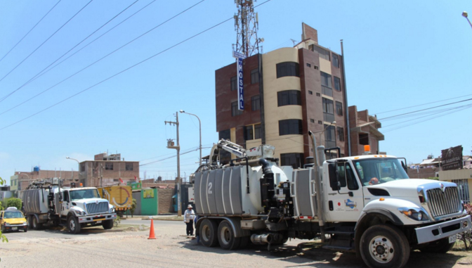  Iniciaron limpieza de tuberías de alcantarillas de Chiclayo