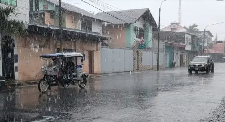 Gobierno extiende el estado de emergencia a 650 distritos por efectos de lluvias intensas