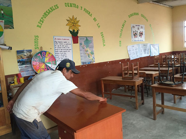 Minedu completa entrega de recursos para colegios que resultarían afectados por El Niño