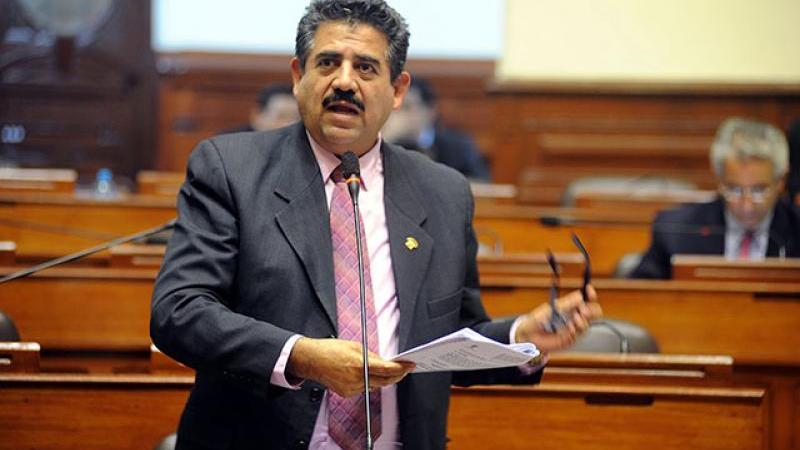 Merino renunció a la Presidencia tras presión de la juventud peruana