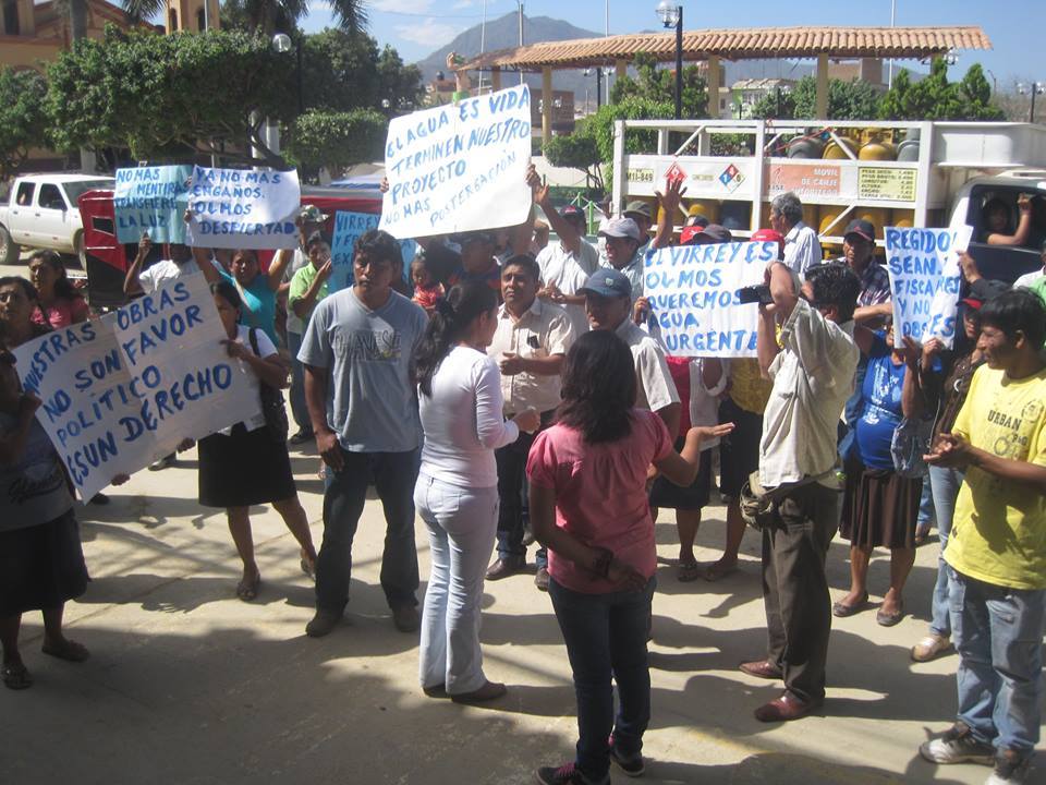 Olmos: población de "El Virrey"  protesta por falta de agua potable 