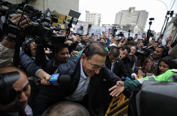 Suspenden audiencia sobre prisión preventiva en contra de Martín Vizcarra hasta este viernes