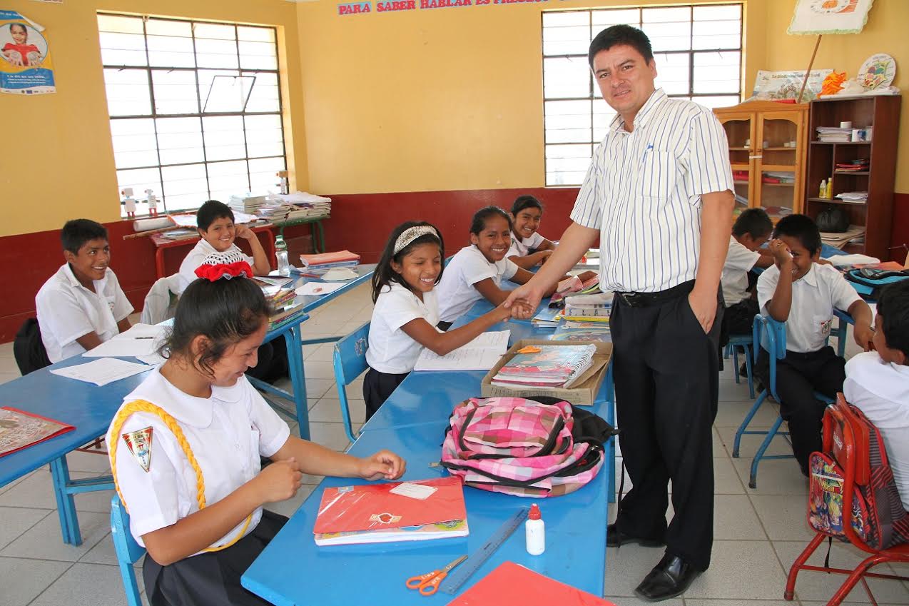 Solicitan a directores a utilizar materiales educativos en los colegios de Chiclayo