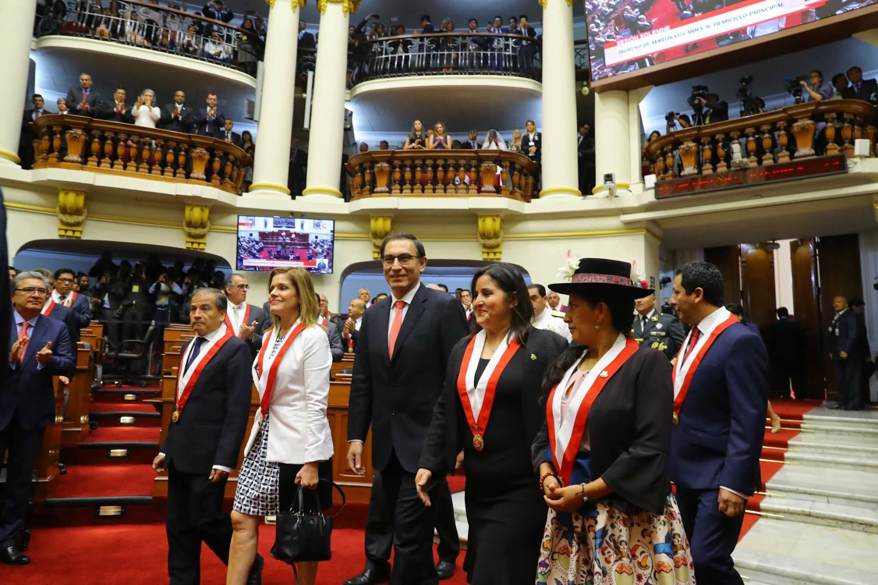 Vicepresidenta Mercedes Araoz confirma que no renunciará al cargo