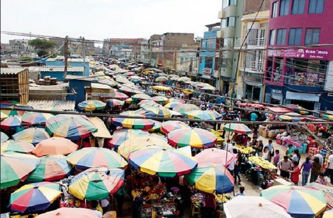 Defensa Civil realiza simulacro de incendio de prevención en el mercado Modelo 