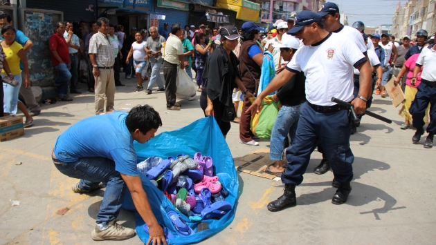 Comerciantes informales serán reubicados en exmercado del Pueblo