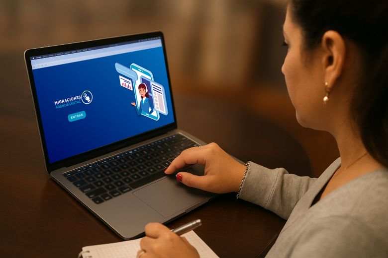 Migraciones facilita actualización de datos con emisión de documento para extranjeros residentes