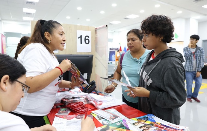 Centro de Empleo del MTPE pone a disposición más de 100 vacantes de trabajo este 9 de enero