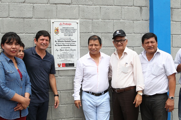  Ministro de Trabajo inauguró rehabilitación de coliseo en  Pampa Grande  
