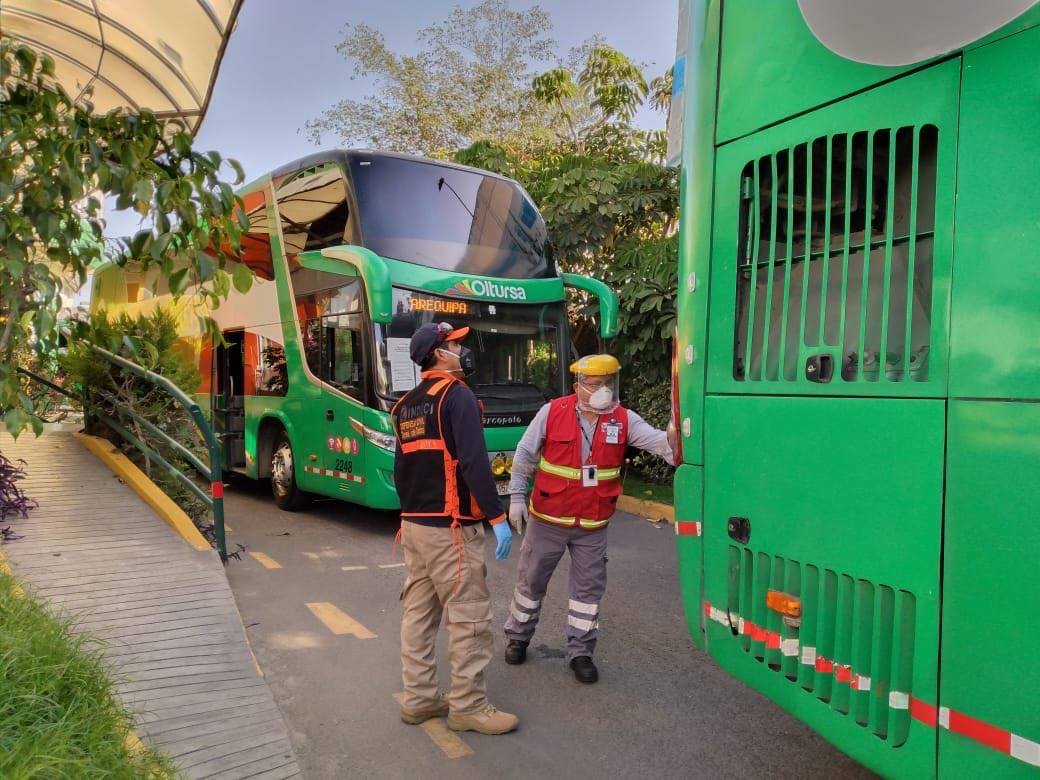 Ministro Lozada: “El gobierno ha trasladado a más de 2200 personas a sus lugares de origen”