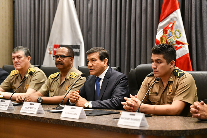 “Policías que cumplen su función deben sentirse fortalecidos pues el Perú los respalda”