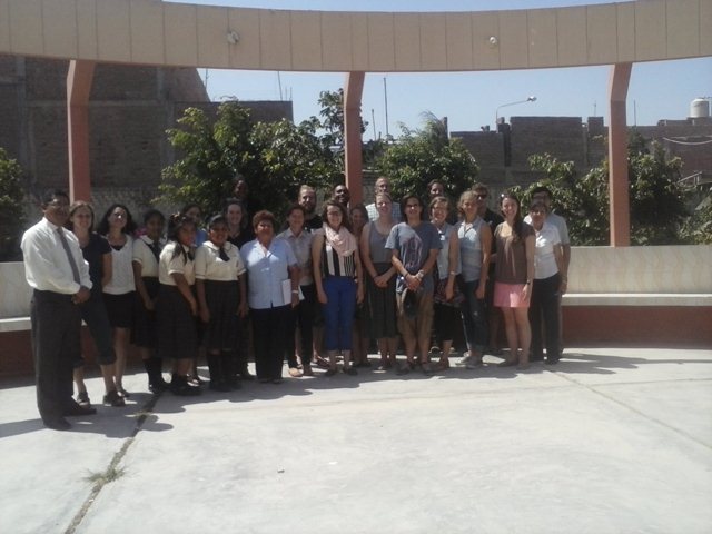  Aliados estratégicos  de EEUU  visitan  IE “San Carlos” de Monsefú